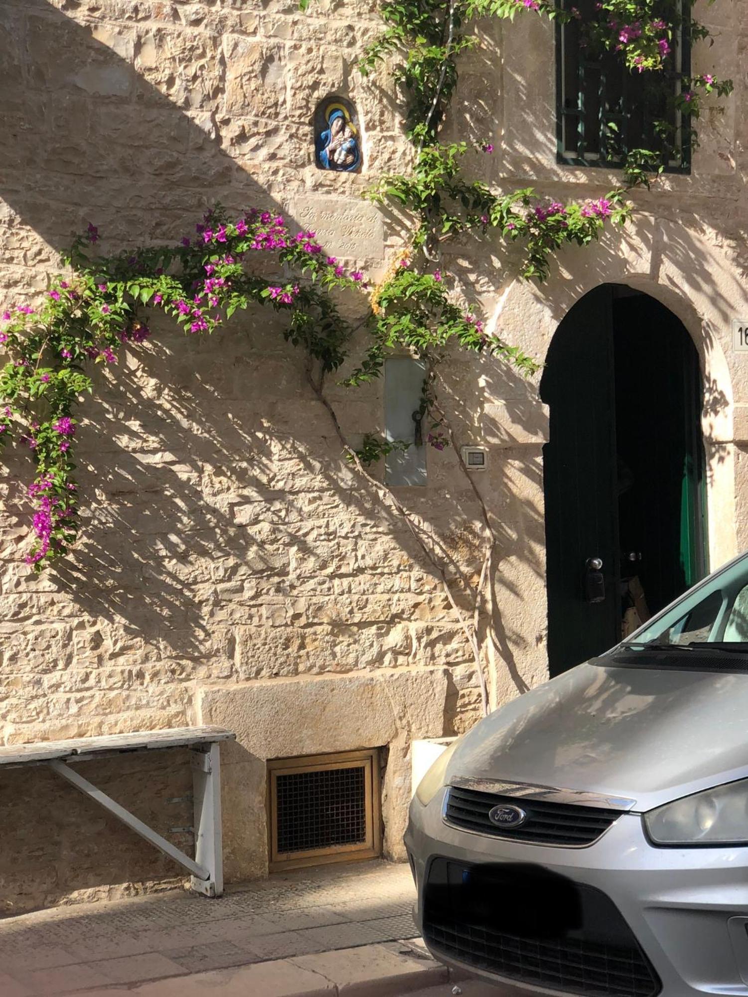 La Piccola Casa Di Tania Villa Терлици Екстериор снимка